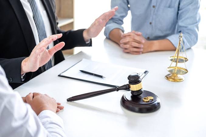 Divorce Mediation Lawyers