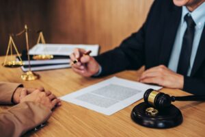Arthur House Mediation Attorney Near New York, NY, USA